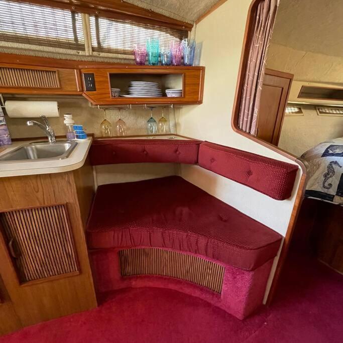 Private Yacht On Catskill Creek Εξωτερικό φωτογραφία